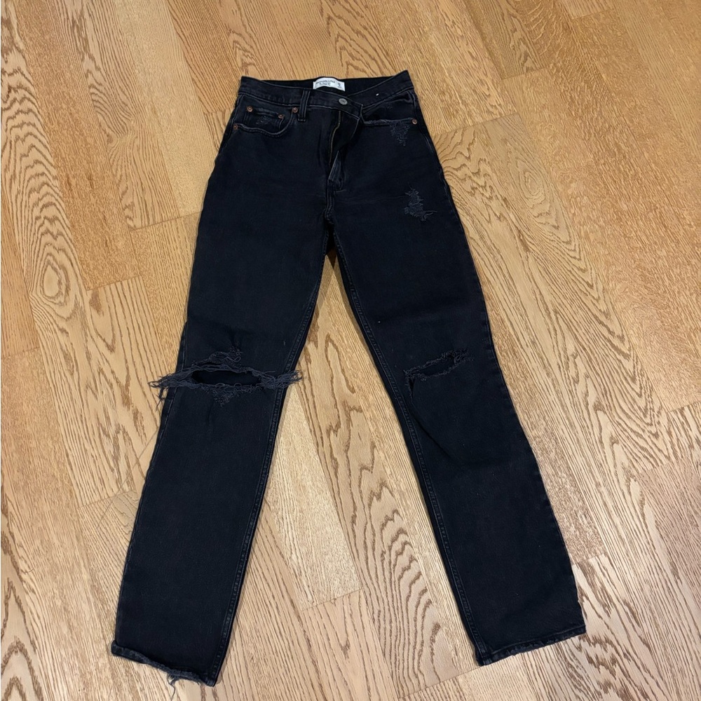 Abercrombie & Fitch Ultra High Rise Straight Jean Size 26